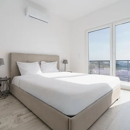 Lotus Peralta With Sea View And Private Pool Villa